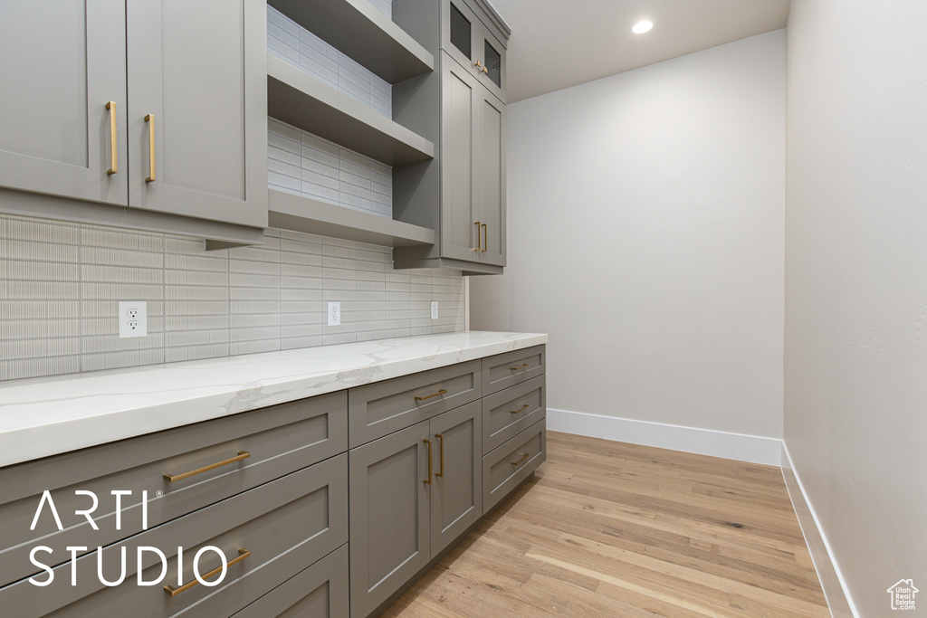 Photo 16 for MLS #2108249 at 2715 E Moorland Dr