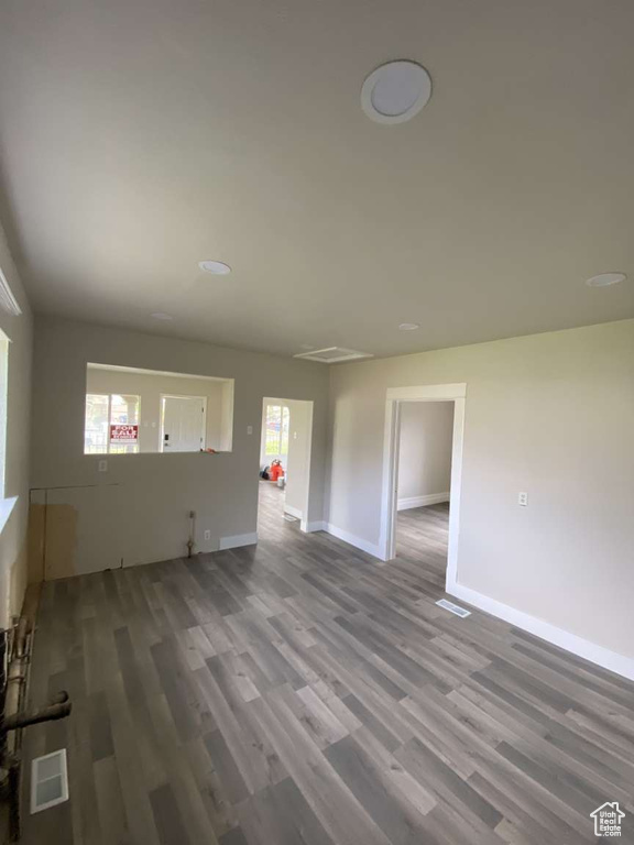 1670 W CRYSTAL AVE West Valley City, UT 84119