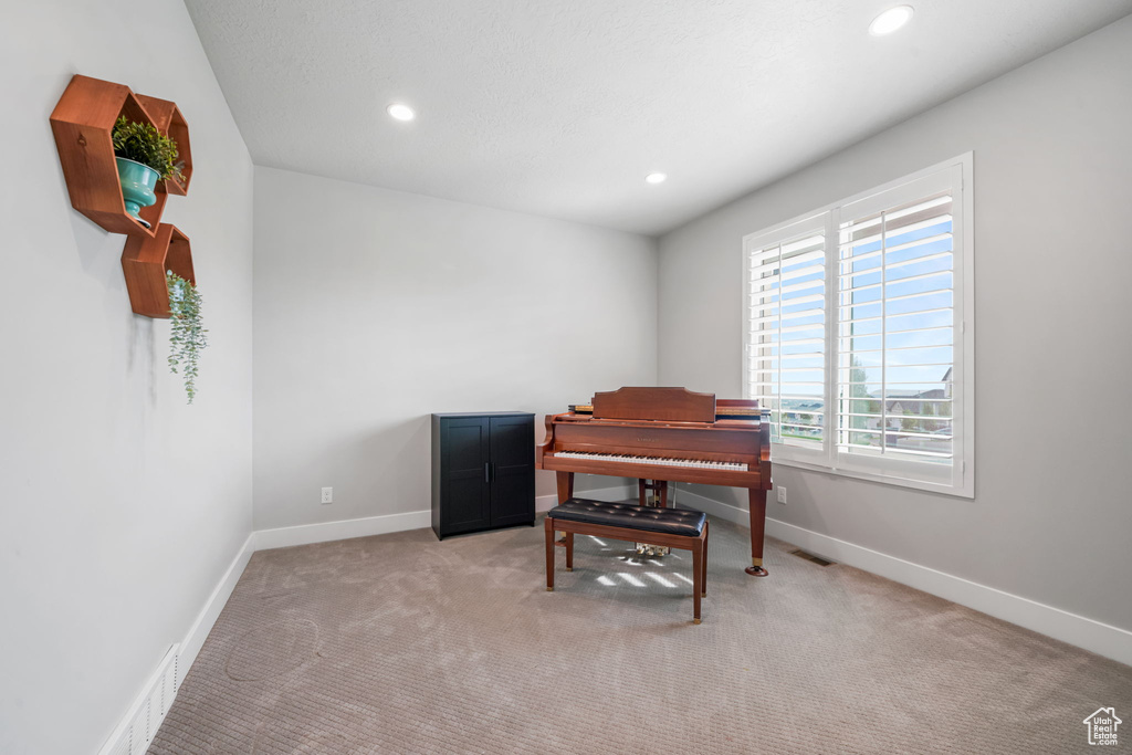 Photo 5 for MLS #2108258 at 4022 N Spring Brook Ln