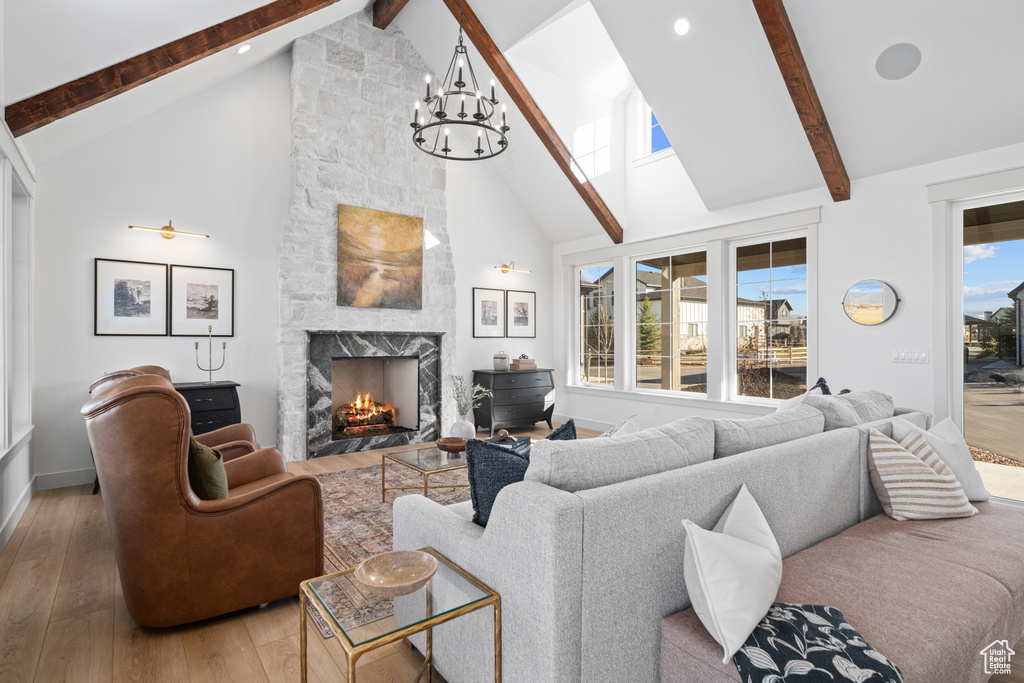 Photo 5 for MLS #2108275 at 937 Hart Loop