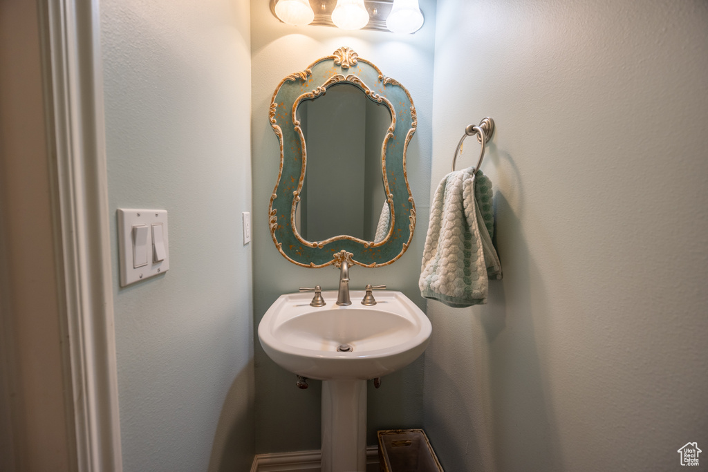 8797 S BRIDGER BLVD Paradise, UT 84328