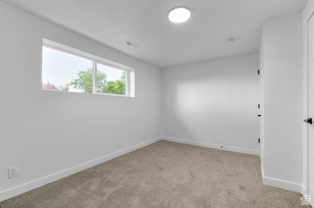 Photo 15 for MLS #2108306 at 920 E Violet Dr