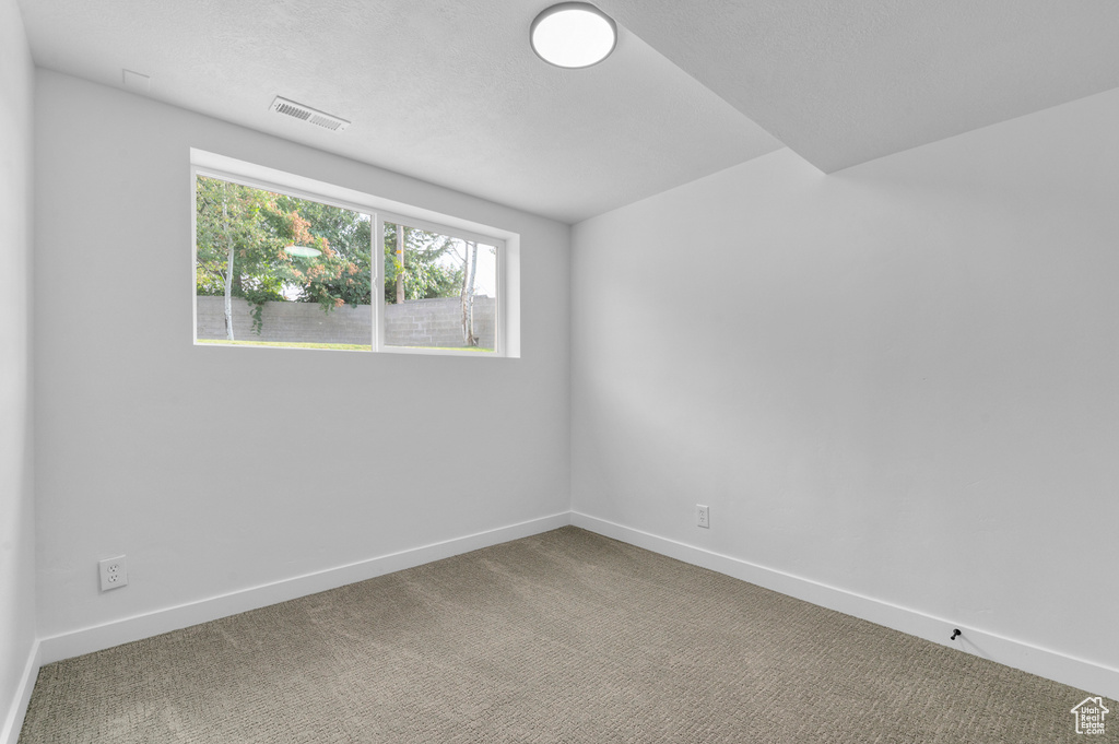 Photo 16 for MLS #2108306 at 920 E Violet Dr