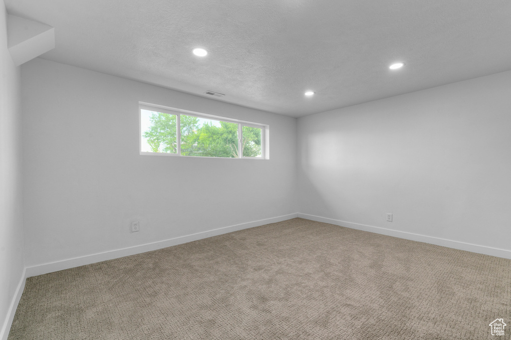 Photo 12 for MLS #2108306 at 920 E Violet Dr