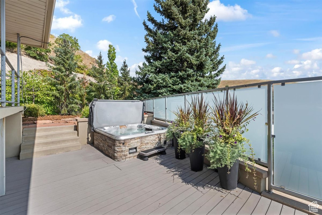 Photo 47 for MLS #2108320 at 938 N Terrace Hills Dr