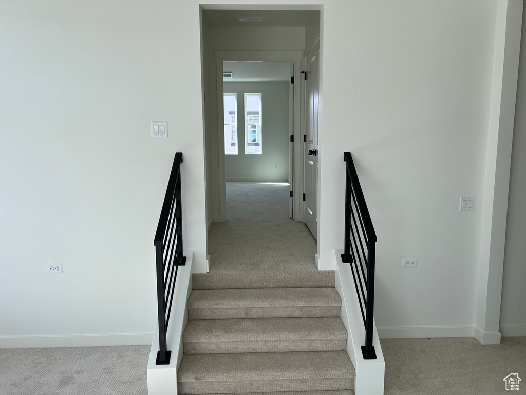 6976 W LAKE AVE South Jordan, UT 84009