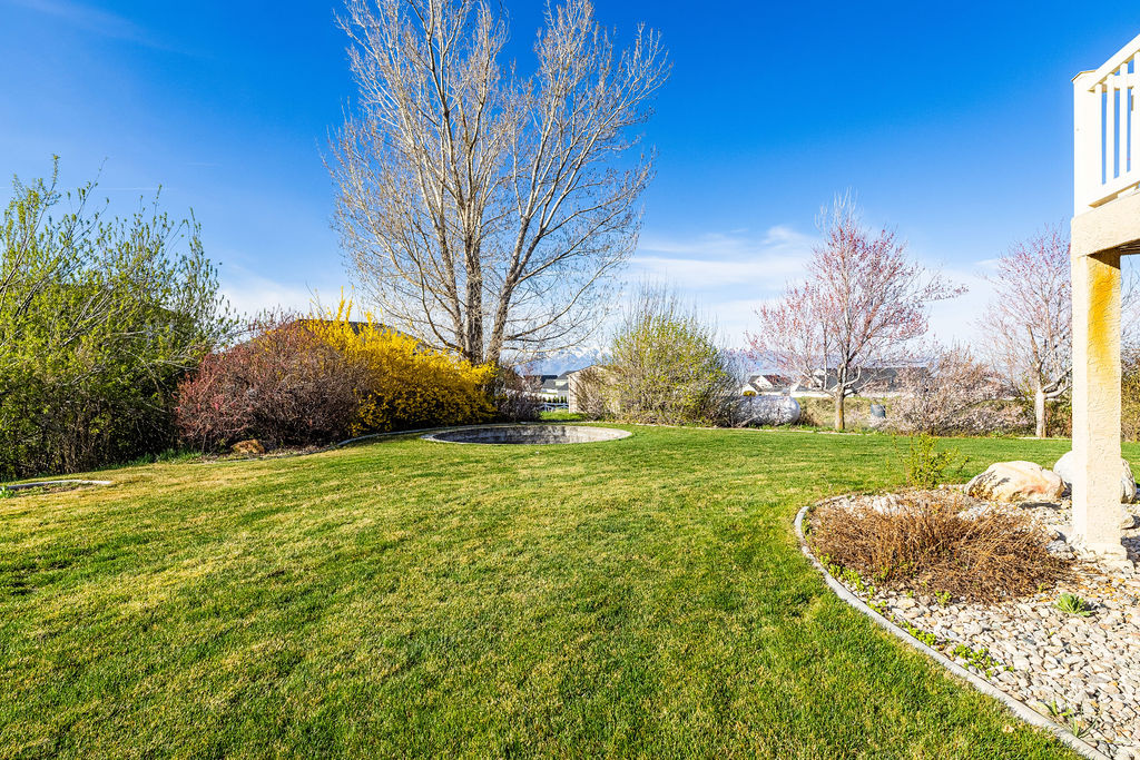 940 E CANYON RD Hyde Park, UT 84318