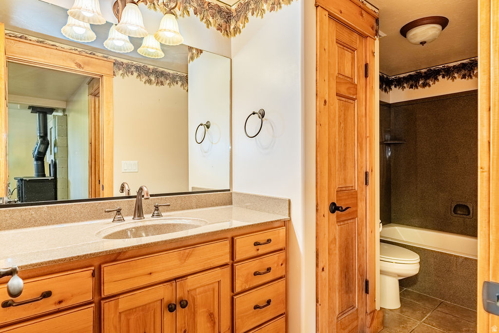 940 E CANYON RD Hyde Park, UT 84318