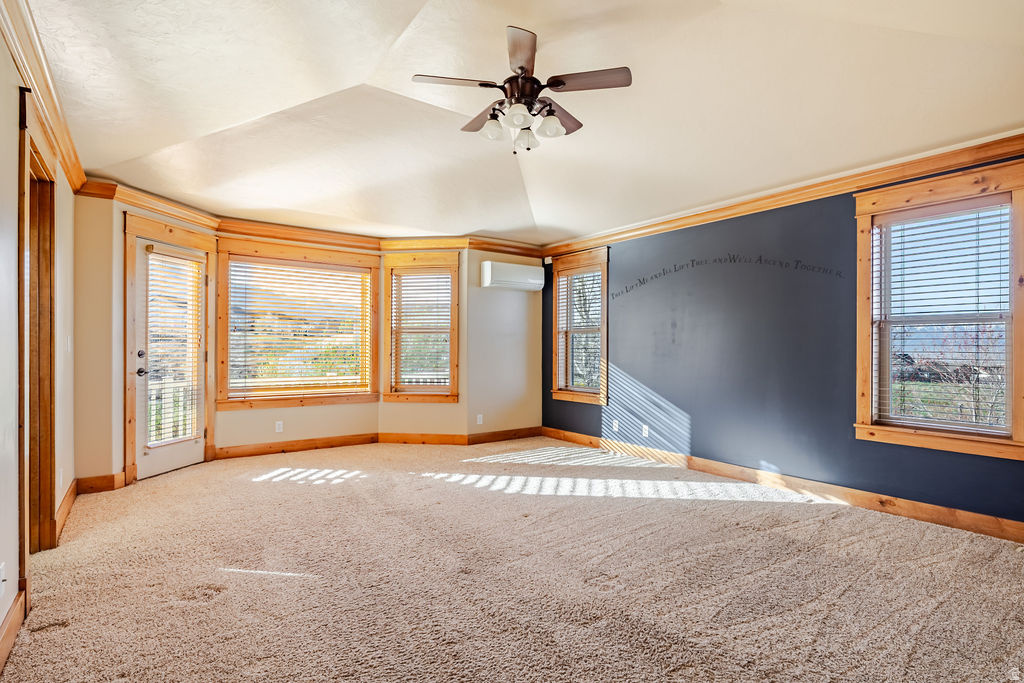 940 E CANYON RD Hyde Park, UT 84318