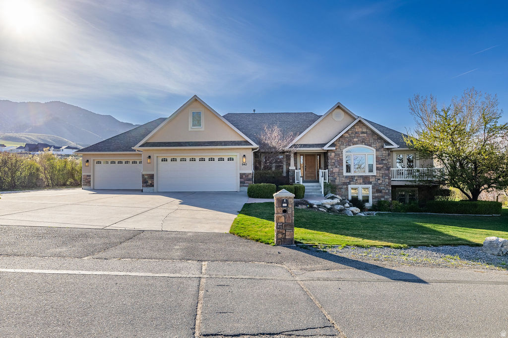 940 E CANYON RD Hyde Park, UT 84318