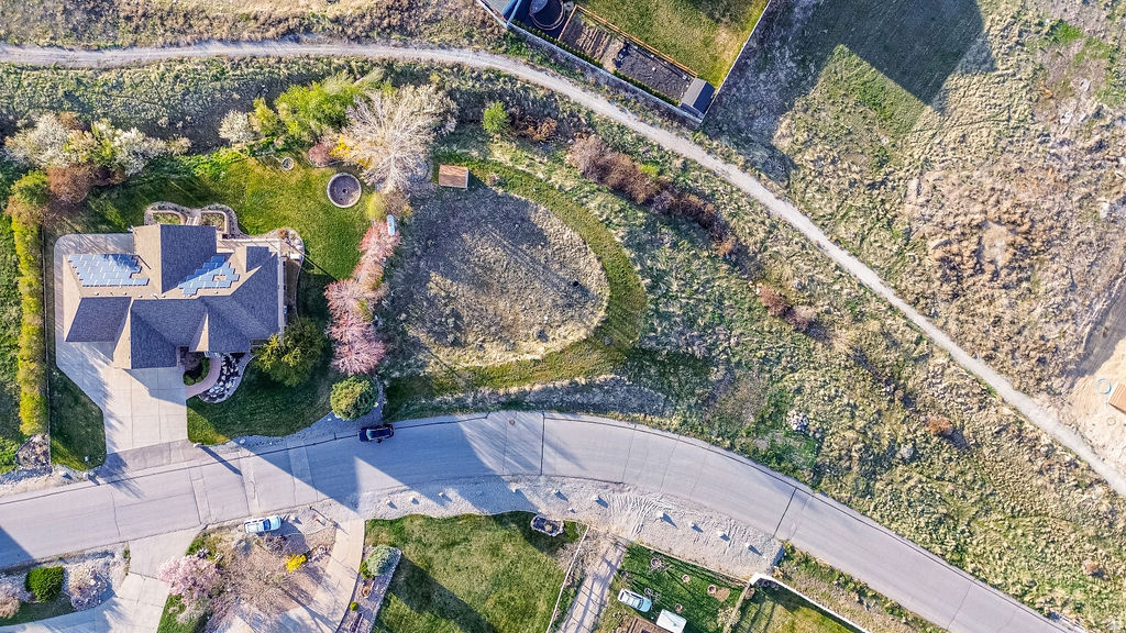 940 E CANYON RD Hyde Park, UT 84318