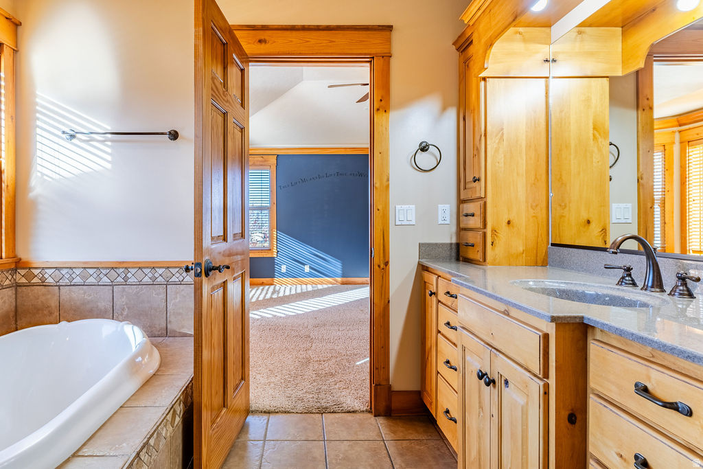 940 E CANYON RD Hyde Park, UT 84318