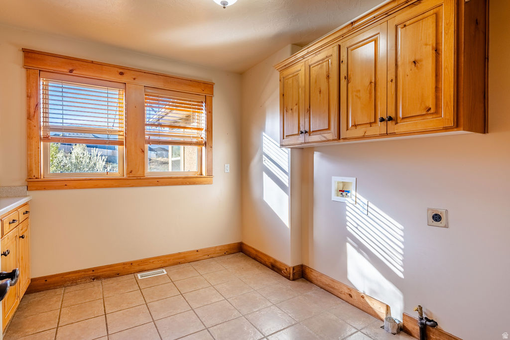 940 E CANYON RD Hyde Park, UT 84318