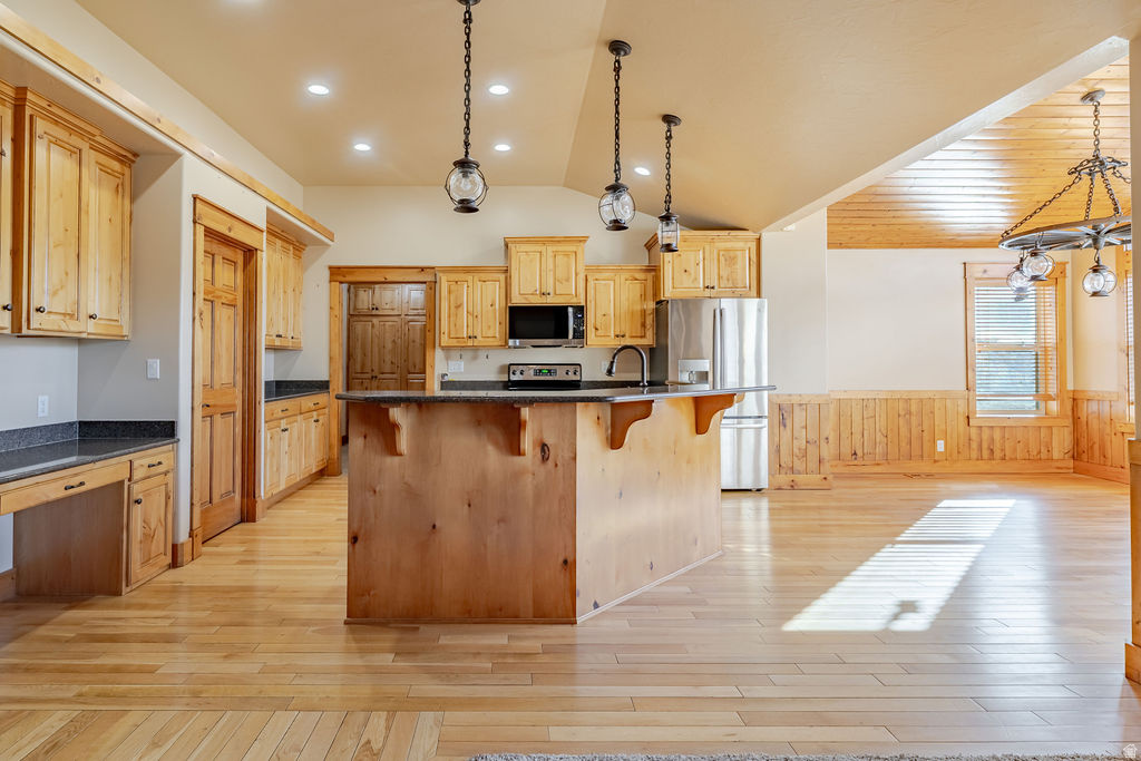 940 E CANYON RD Hyde Park, UT 84318