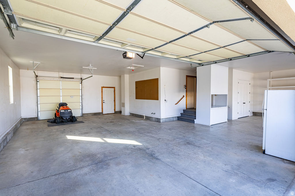 940 E CANYON RD Hyde Park, UT 84318