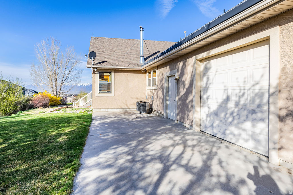 940 E CANYON RD Hyde Park, UT 84318