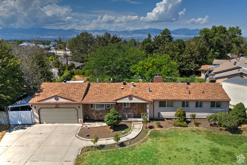 Photo 2 for MLS #2108354 at 2862 E Pamela Dr