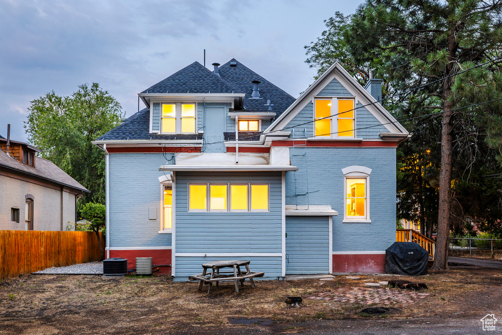 447 N PUGSLEY ST Salt Lake City, UT 84103