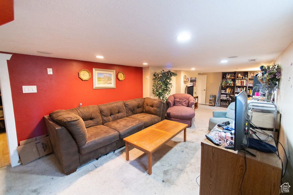 145 W 400 N Springville, UT 84663