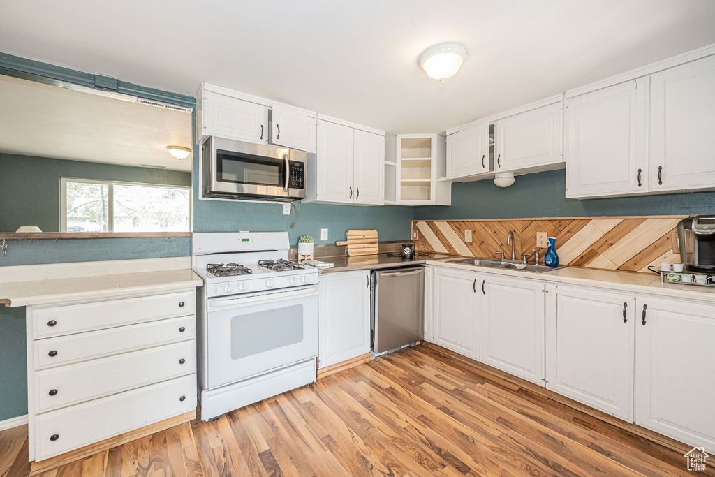 Photo 7 for MLS #2108375 at 1243 Hudson St