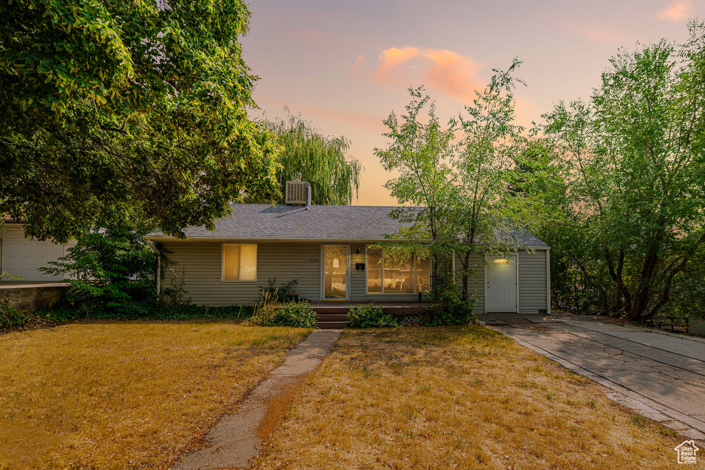 Photo 25 for MLS #2108375 at 1243 Hudson St