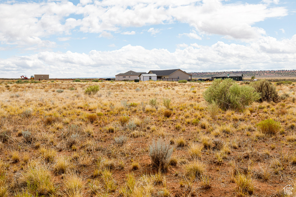 27  CRIMSON ESTS Kanab, UT 84741