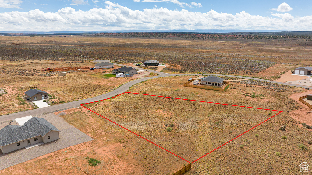 27  CRIMSON ESTS Kanab, UT 84741