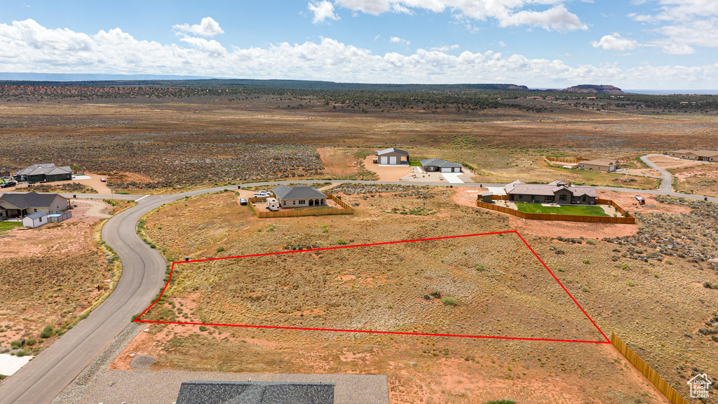 27  CRIMSON ESTS Kanab, UT 84741