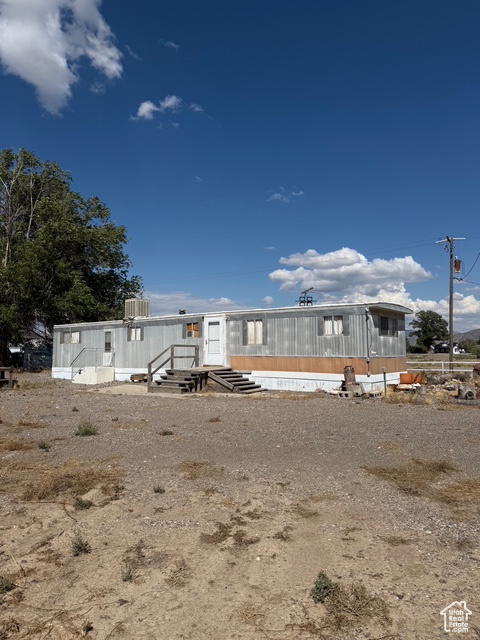 Photo 7 for MLS #2108388 at 145 N Center St