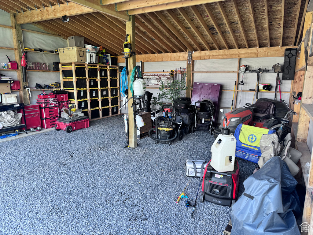 2468 N 4350 W Plain City, UT 84404