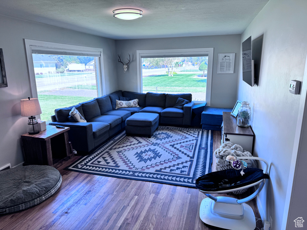2468 N 4350 W Plain City, UT 84404