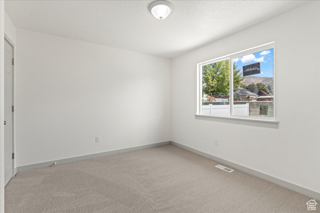 Photo 16 for MLS #2108391 at 1614 N 160 East