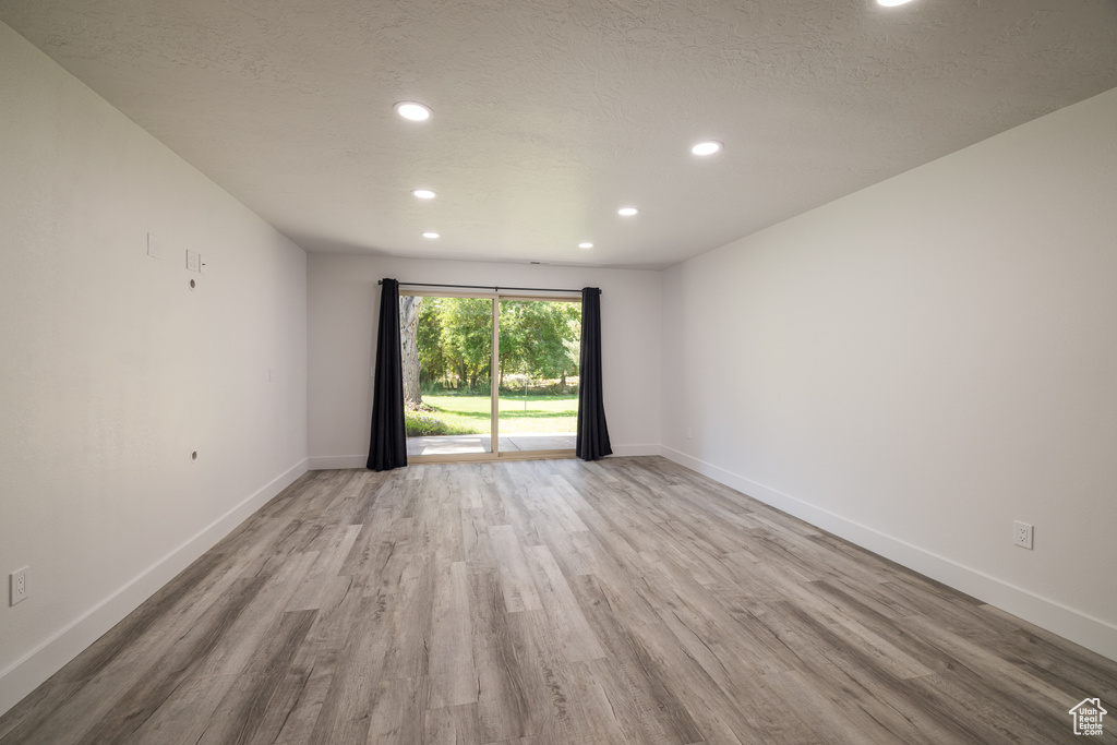 Photo 10 for MLS #2108403 at 329 E Pueblo Ct