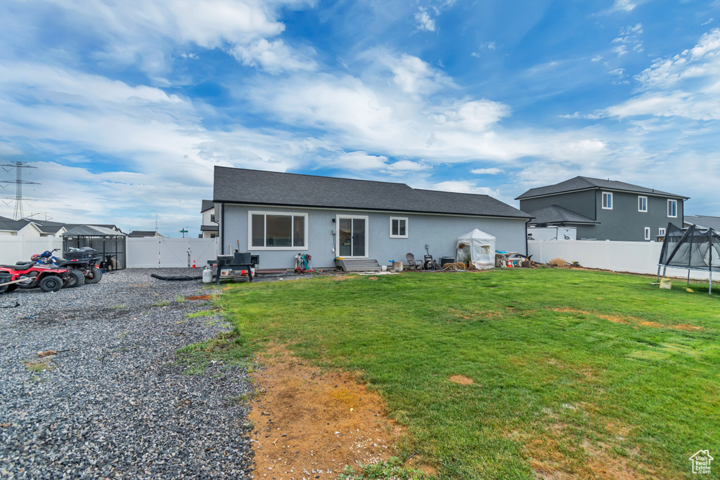 Photo 4 for MLS #2108409 at 2415 E Boxwood Ln #616