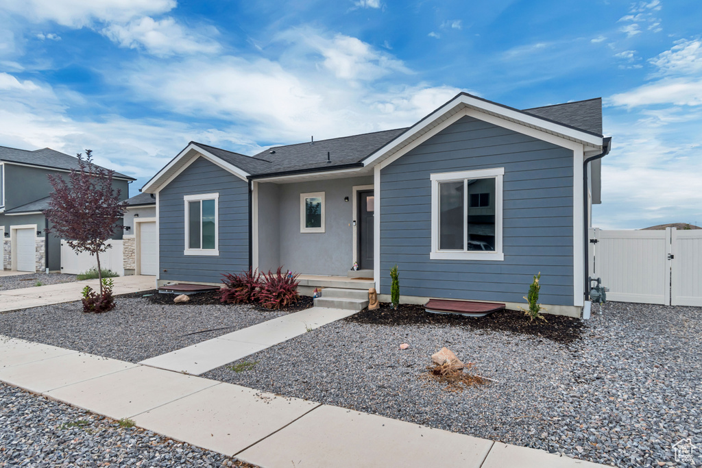 Photo 3 for MLS #2108409 at 2415 E Boxwood Ln #616