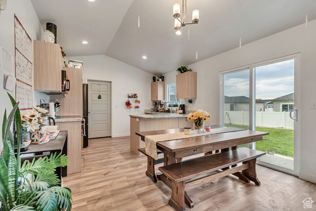 Photo 14 for MLS #2108409 at 2415 E Boxwood Ln #616