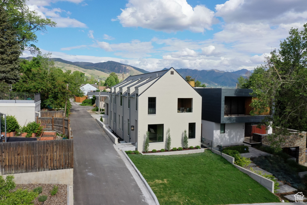 Photo 101 for MLS #2108410 at 520 N H St