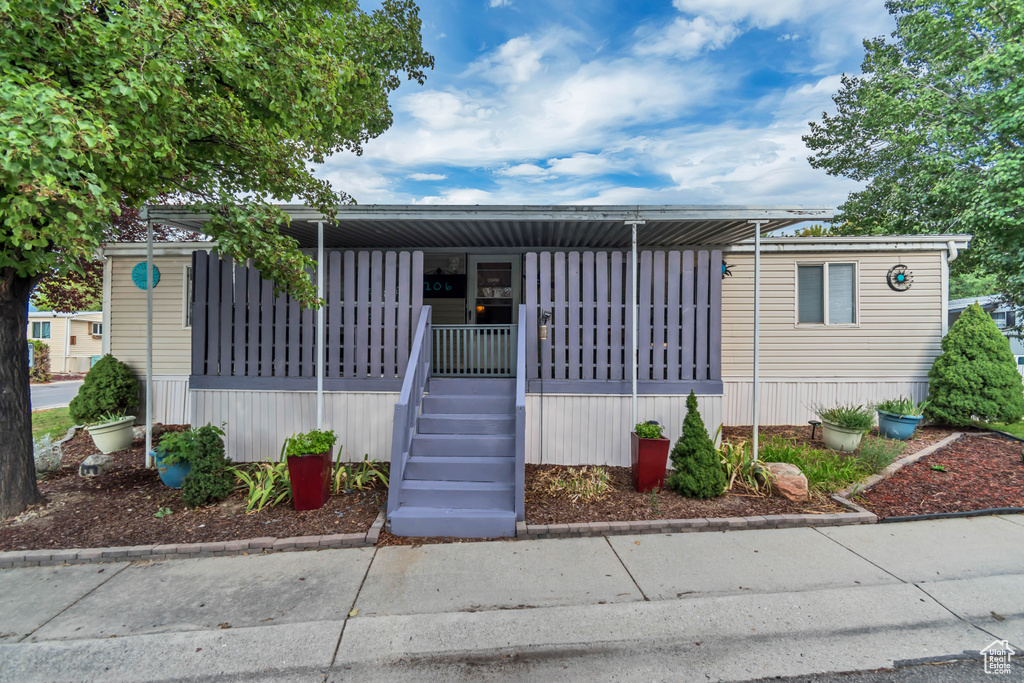 Photo 15 for MLS #2108424 at 244 E Crescent Pkwy #206