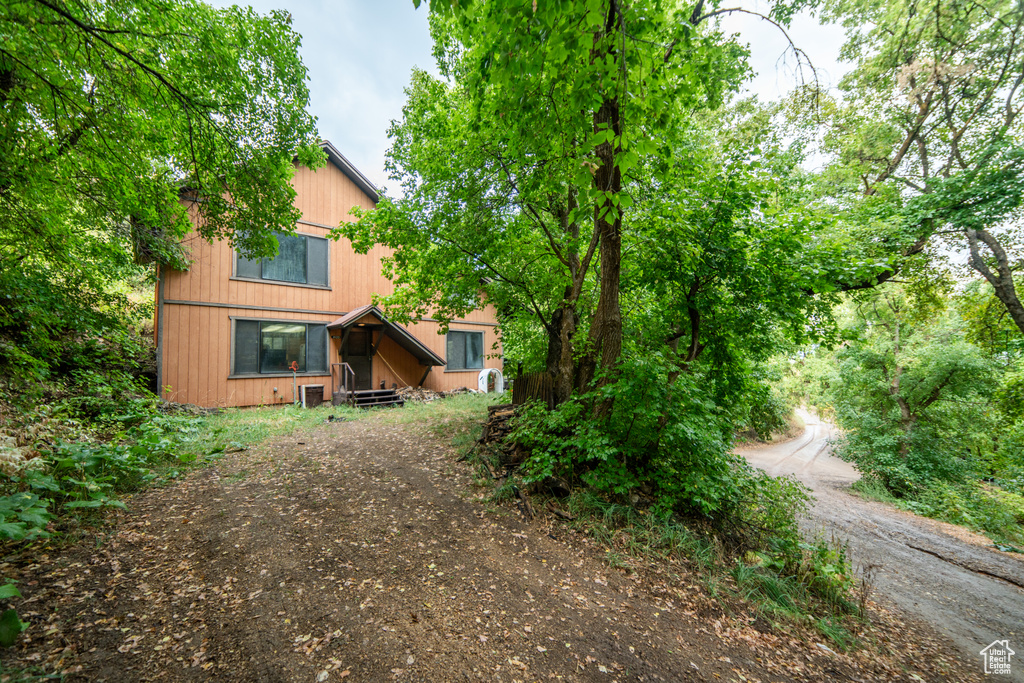 Photo 4 for MLS #2108426 at 1420 Basel Dr #116