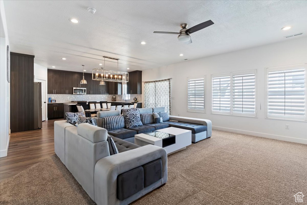 1039 S 4250 W West Point, UT 84015