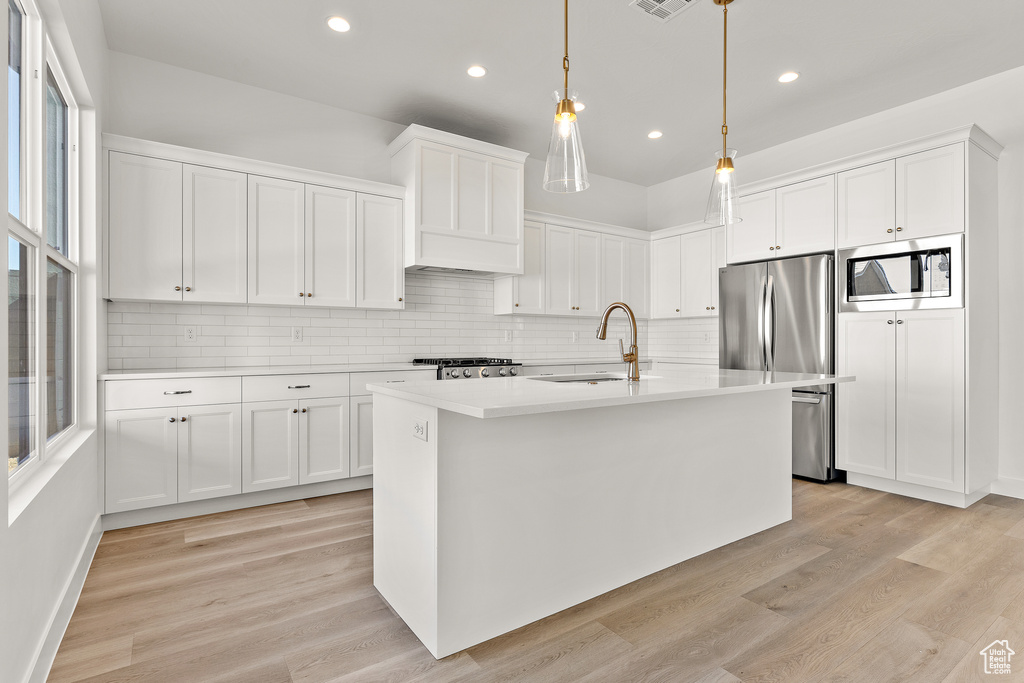 Photo 15 for MLS #2108431 at 2941 E Alderann St