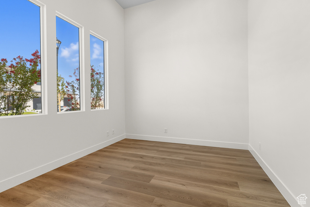 Photo 5 for MLS #2108435 at 3117 S 4850 West