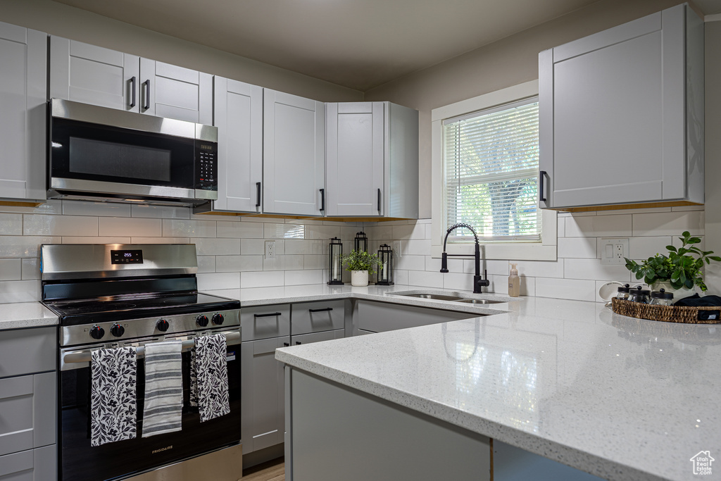 4387 W 5570 S Kearns, UT 84118