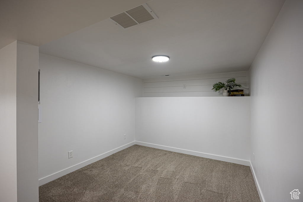 4387 W 5570 S Kearns, UT 84118