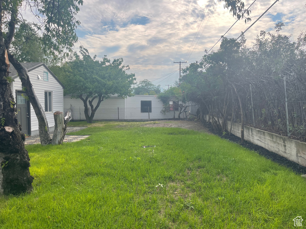 4387 W 5570 S Kearns, UT 84118