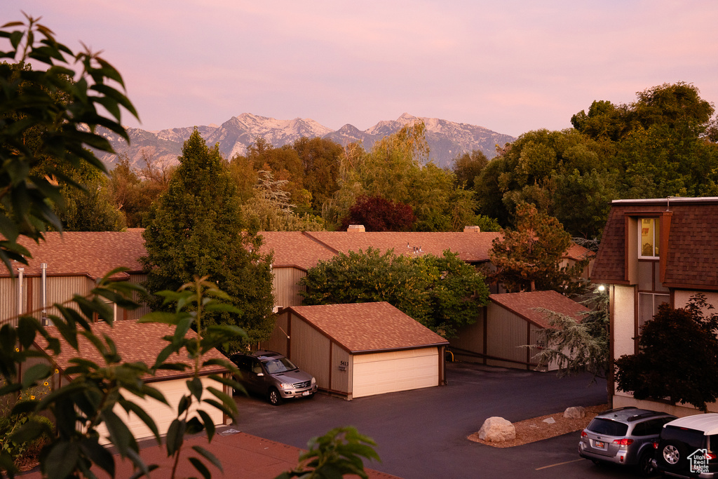 5402 S WILLOW LN #F Murray, UT 84107