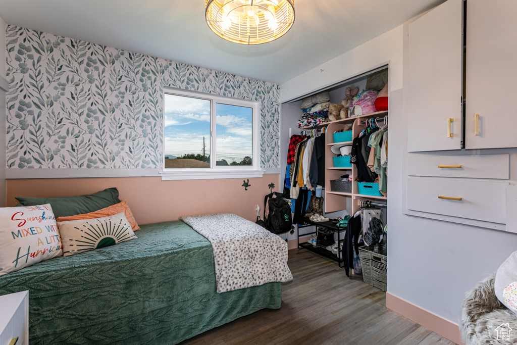 6415 S SILVERBELL ST Murray, UT 84107