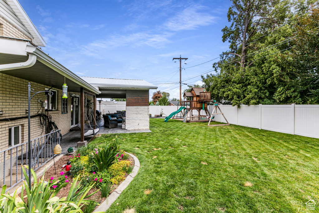 6415 S SILVERBELL ST Murray, UT 84107