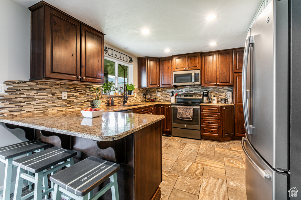 6415 S SILVERBELL ST Murray, UT 84107