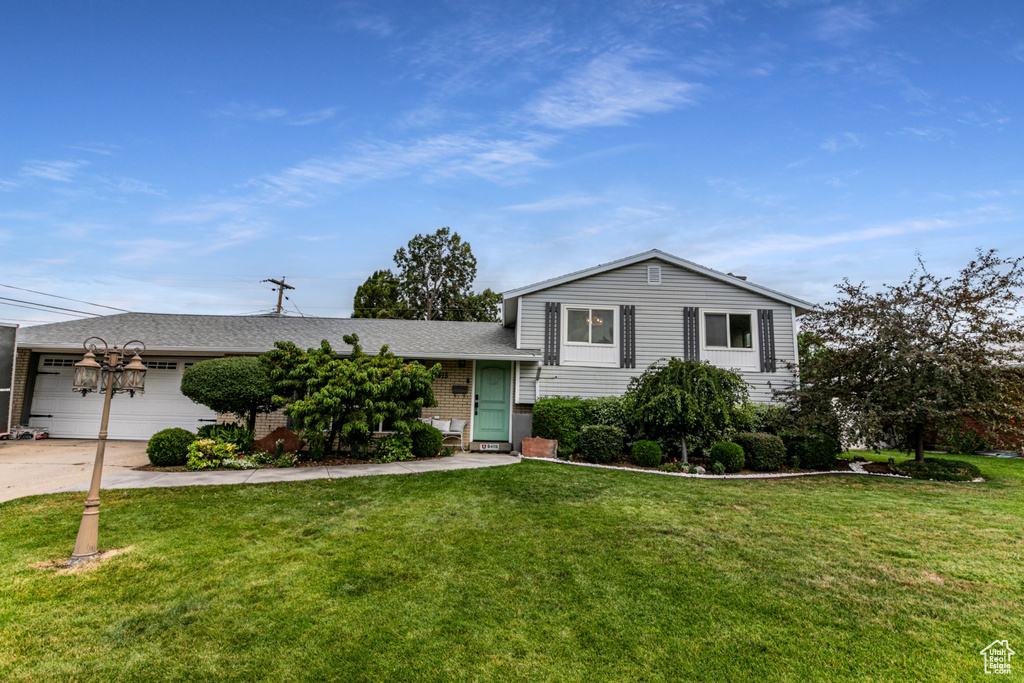6415 S SILVERBELL ST Murray, UT 84107